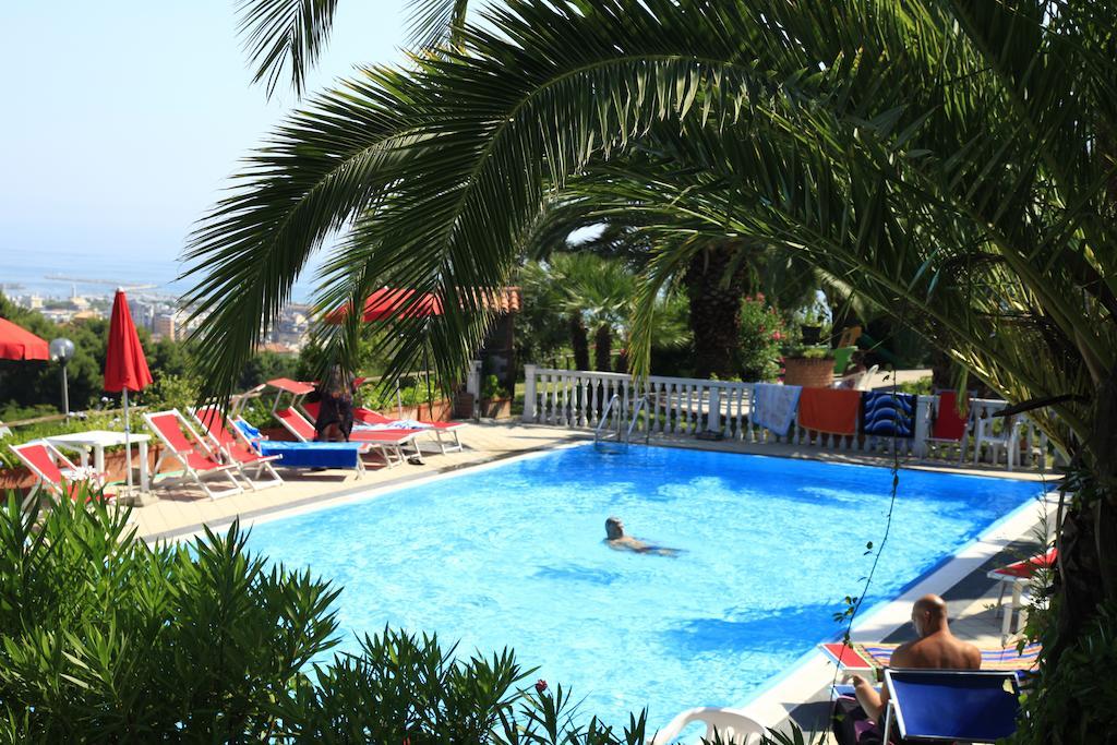 La Panoramica Country House San Benedetto del Tronto Ngoại thất bức ảnh